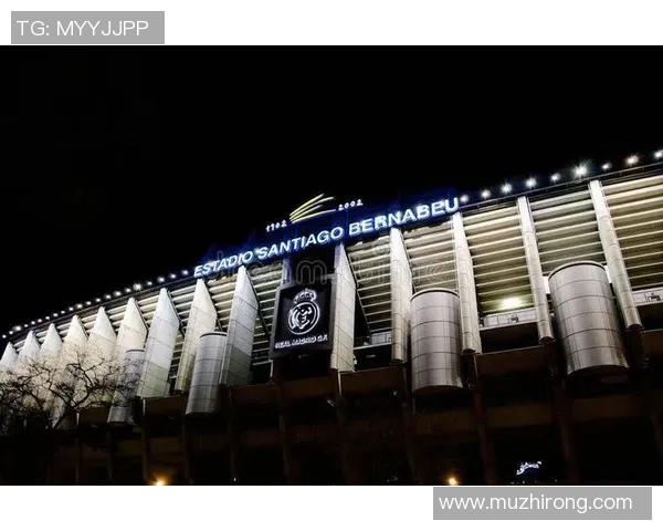 皇马重磅引援，曼联前锋加盟伯纳乌，球迷欢呼雀跃