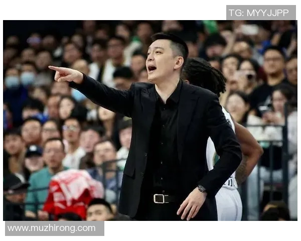 山东男篮首发引争议，外援表现失准颓势难挽，球迷怒喊换人议论纷纷